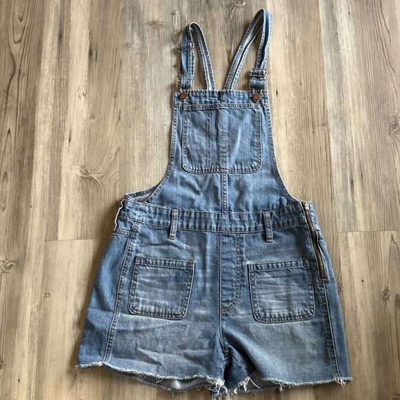 Madewell 90s Style Overalls  Adirondack Short Jean  in Isley Wash Zipper Small - Picture 1 of 7